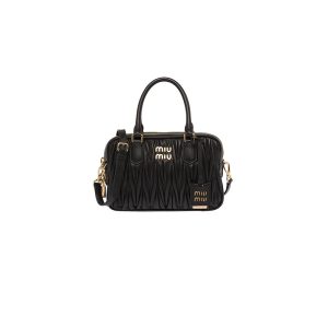 Matelasse nappa leather shoulder bag