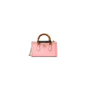 gg Sup*e web pouch